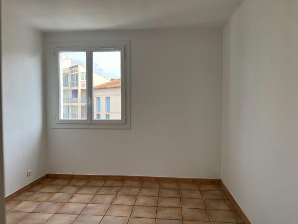 Appartement Manosque 3 pièce(s) 75 m2 chauffage inclus