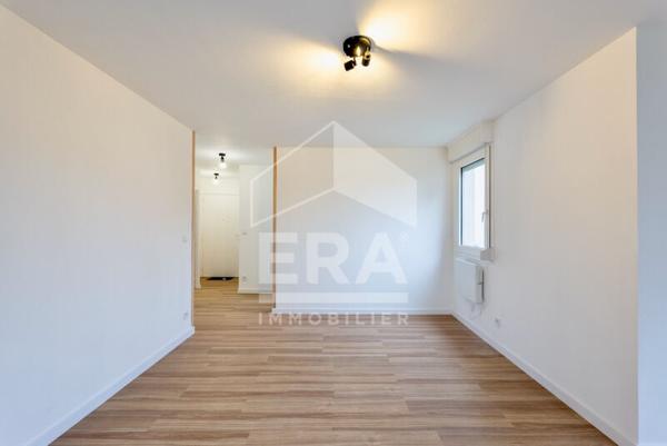 T2 refait à neuf avec extérieur et double parking , secteur recherché