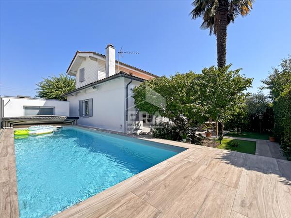 Maison de charme au coeur d'un quartier recherché de Pessac