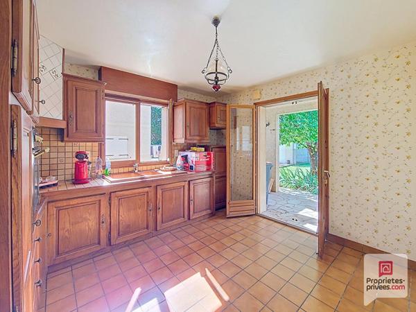 Vaste Maison-Brive Ouest-7 pièces