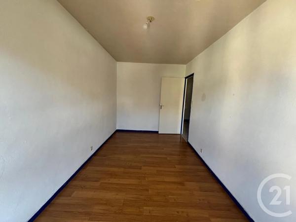 Appartement F3 à vendre  3 pièces - 65 m 2   ST ETIENNE  - 42