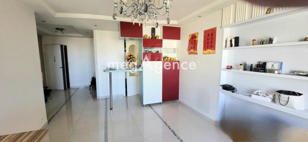 Appartement à AUBERVILLIERS, 93300 - 4 pièces 74m²