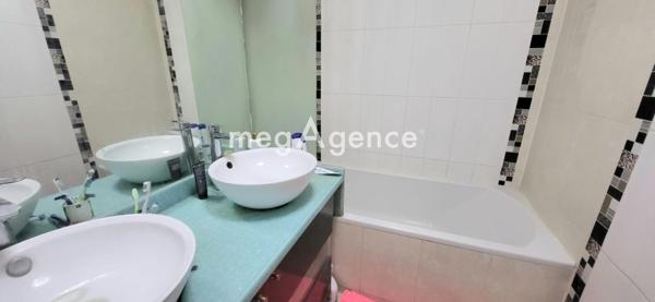 Appartement à AUBERVILLIERS, 93300 - 4 pièces 74m²