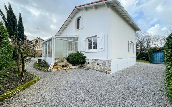 Maison à vendre    4 pièces • 87,50 m2 Saint-Pierre-du-Mont