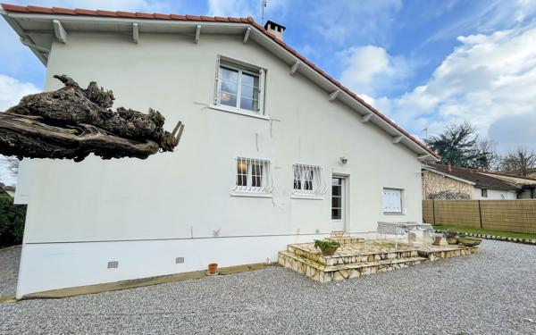 Maison à vendre    4 pièces • 87,50 m2 Saint-Pierre-du-Mont