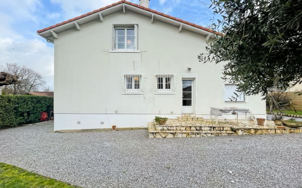 Maison à vendre    4 pièces • 87,50 m2 Saint-Pierre-du-Mont