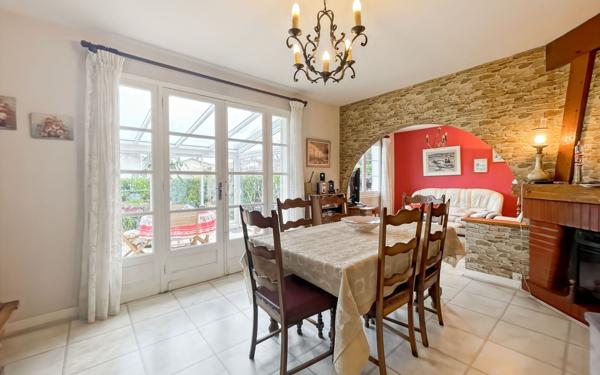 Maison à vendre    4 pièces • 87,50 m2 Saint-Pierre-du-Mont