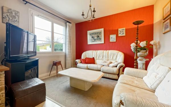 Maison à vendre    4 pièces • 87,50 m2 Saint-Pierre-du-Mont