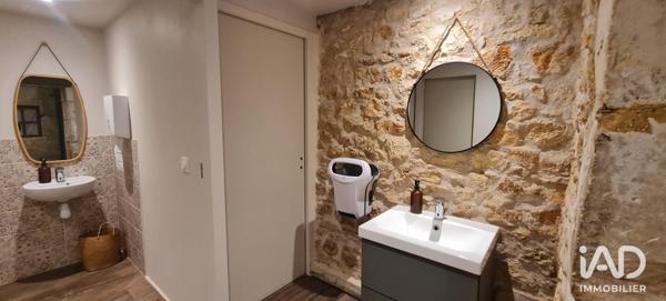 Bar-brasserie à vendre 140 m² Échillais