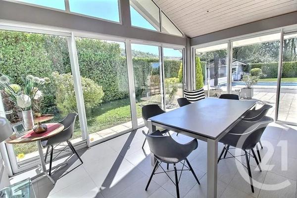 Maison à vendre  5 pièces - 118 m 2   SCIEZ  - 74