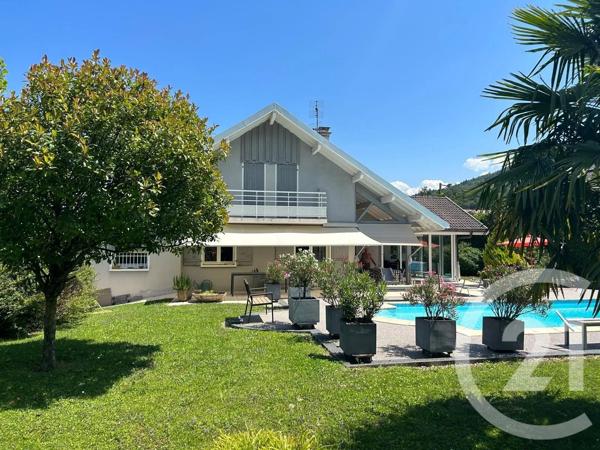 Maison à vendre  5 pièces - 118 m 2   SCIEZ  - 74