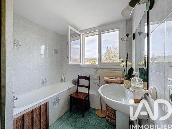 Maison à vendre 6 pièces 116 m² Saint-Rémy-lès-Chevreuse