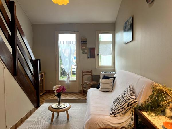 L EMPLACEMENT IDEAL POUR VOS VACANCES PLAGES ET COMMERCES