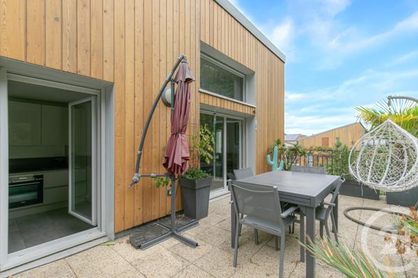 Appartement Duplex à vendre  5 pièces - 92,16 m2 CHENNEVIERES SUR MARNE - 94