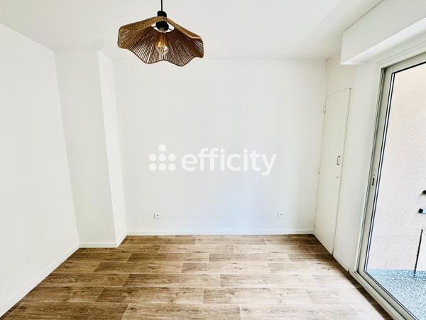 Appartement
         3 pièces
        - 60 m² 370 000 € *