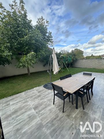 Maison à vendre 8 pièces 211,85 m² Orléans
