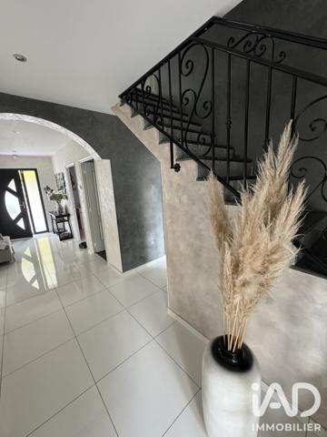 Maison à vendre 8 pièces 211,85 m² Orléans