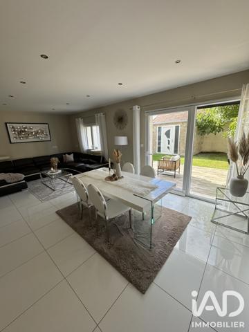 Maison à vendre 8 pièces 211,85 m² Orléans