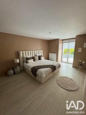Maison à vendre 8 pièces 211,85 m² Orléans