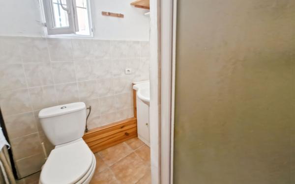 Maison à vendre    3 pièces •  Villeneuve