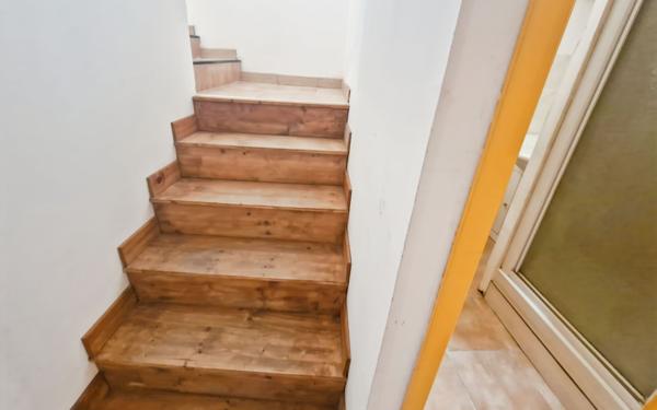 Maison à vendre    3 pièces •  Villeneuve