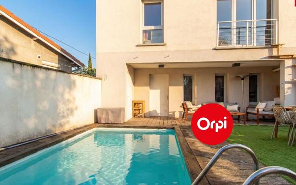 Maison à vendre    5 pièces • 102,14 m2 Bron