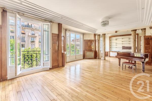 Appartement F3 à vendre  5 pièces - 163,01 m2 PARIS - 75011