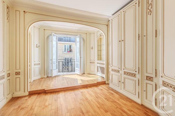Appartement F3 à vendre  5 pièces - 163,01 m2 PARIS - 75011
