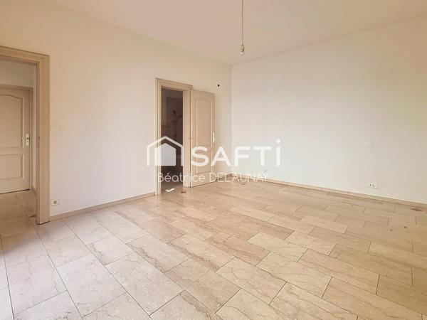 MAISON D'ENVIRON 219M², PATIO ET GARAGE