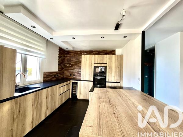 Maison à vendre 7 pièces 130 m² Ploumagoar