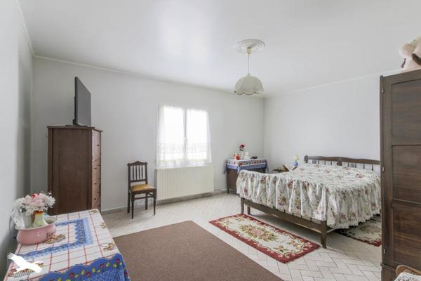 Maison à vendre 247 220 € Mantes-la-Ville 4 p 95 m² DPE F