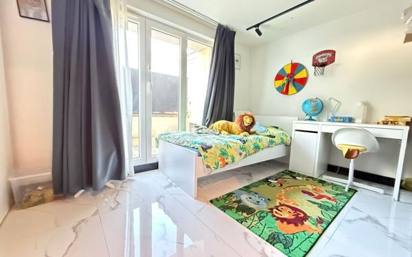 Appartement à louer    4 pièces • 72,55 m2 Villiers-sur-Marne