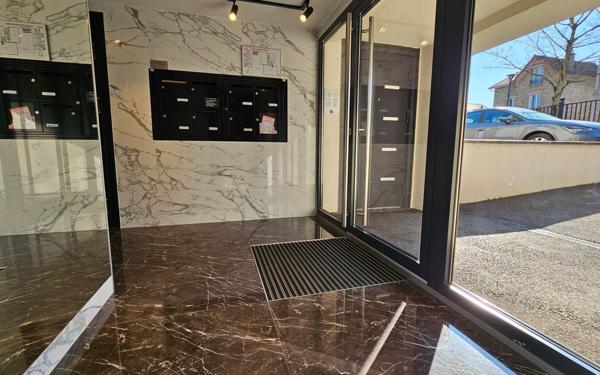 Appartement à louer    4 pièces • 72,55 m2 Villiers-sur-Marne