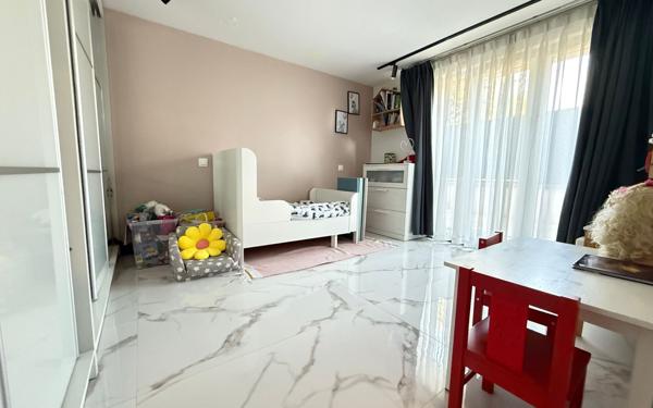 Appartement à louer    4 pièces • 72,55 m2 Villiers-sur-Marne