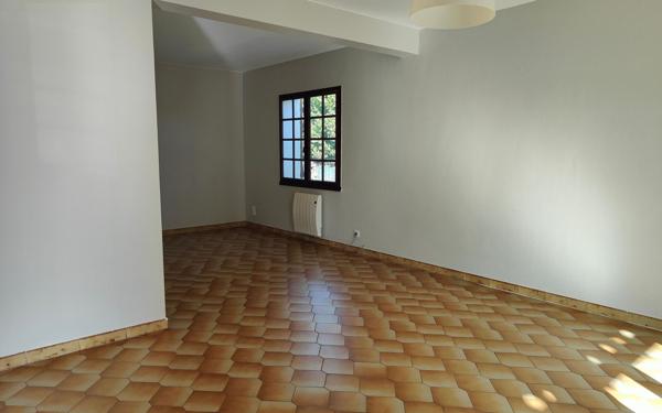 Maison à louer    6 pièces • 127,55 m2 Manduel