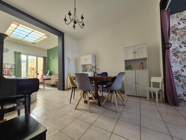 MAISON 4 chambres - grand jardin – accès METRO - Quartier FLOCON à TOURCOING.