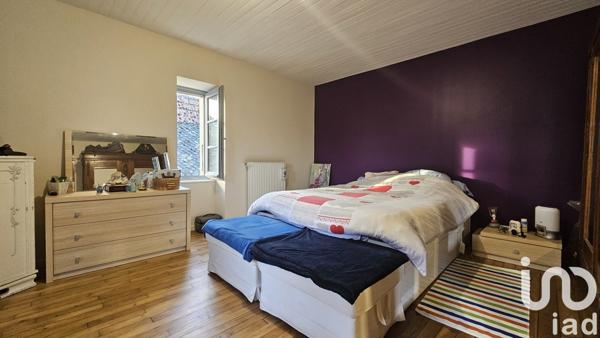 Maison de village 5 pièces de 95 m² à Marcolès (15220)