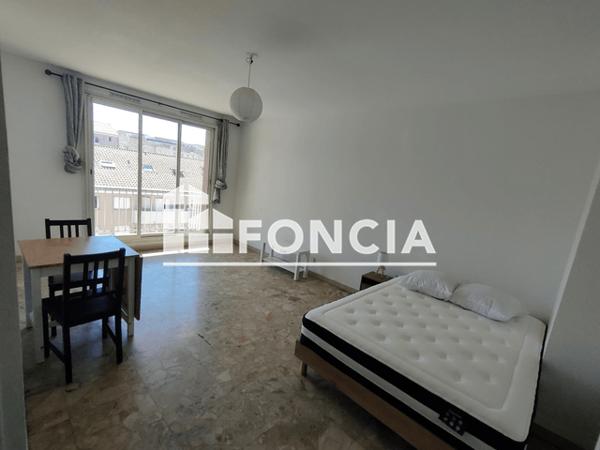 Location Studio meublé 32.44 m² - 181 AVENUE DE LA CAPELETTE Marseille 13010