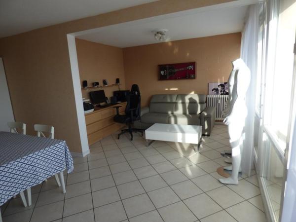 Vente / Appartement T4