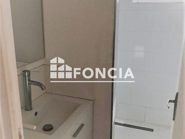 Location Appartement 2 pièces 40.2 m² - 33 RUE BANCEL Melun 77000