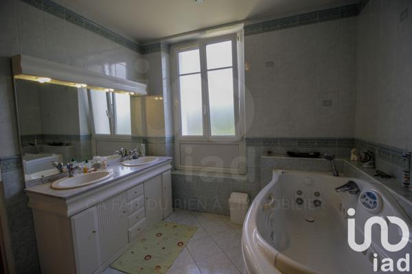 Maison à vendre 7 pièces 161 m² Bueil