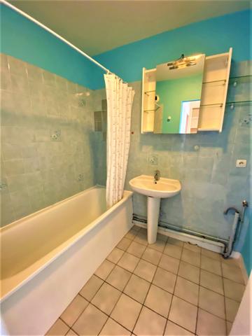 Le Kremlin-Bicêtre (94270) Kremlin-Bicêtre (94) : appartement 3 eme et dernier étage avec terrasse