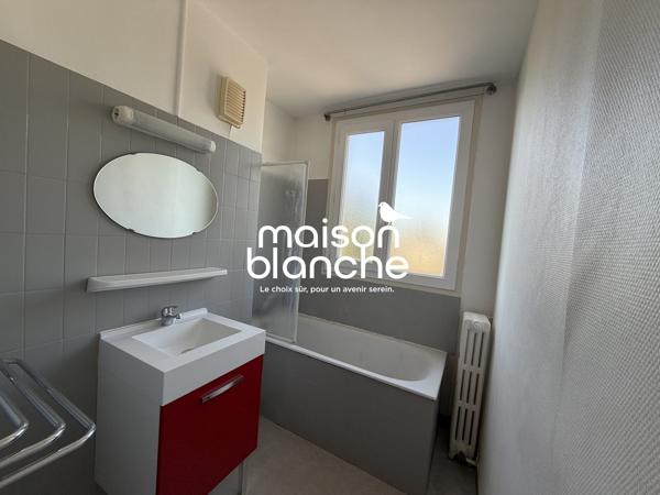 Appartement à louer, 3 pièces - Saint-Maixent-l'École 79400