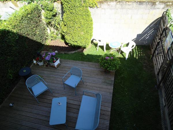 Maison avec jardin et un garage fermé à Nantes/quartier Saint Jacques