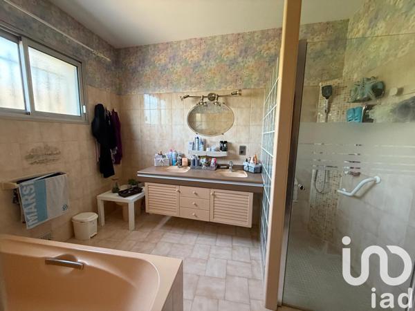 Maison à vendre 4 pièces 138 m² Vauvert