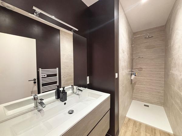 Maison Castanet-Tolosan 6 pièces 162 m2 avec Piscine