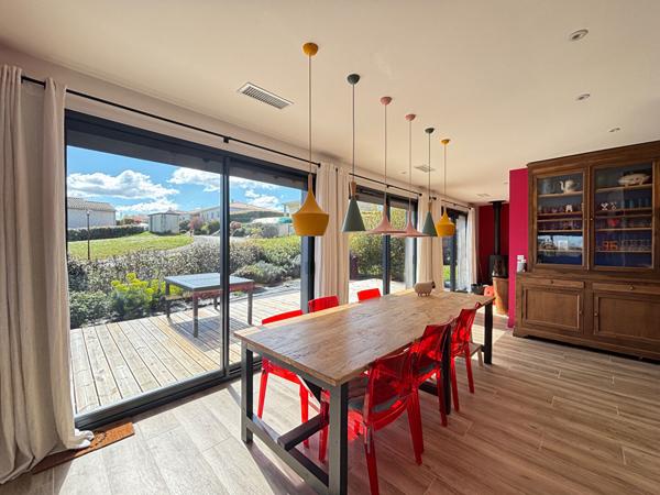 Maison Castanet-Tolosan 6 pièces 162 m2 avec Piscine