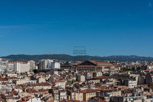 Marseille (13001) - BOURSE - VIEUX PORT - Exclusivité - VIAGER OCCUPE - STUDIO ETAGE ELEVE et VUE IMPRENABLE