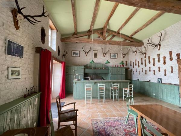 Corps de ferme à vendre à Andilly en Charente-Maritime (17230), ref : AN 460