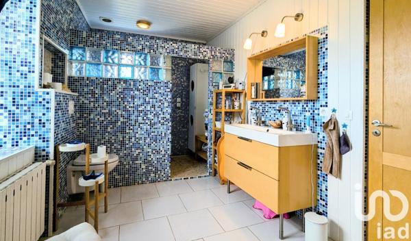 Maison 6 pièces de 241 m² à Aubergenville (78410)